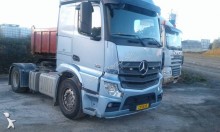 Mercedes tractor unit