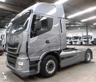 cap tractor Iveco
