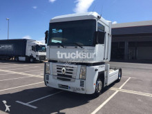Renault 480 Dxi tractor unit