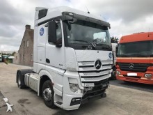 Mercedes tractor unit