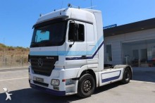 tractor Mercedes Actros 1841