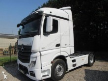 Mercedes tractor unit