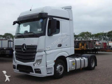 Mercedes tractor unit