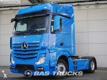 Mercedes tractor unit