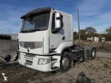 Renault Premium 460 EEV tractor unit