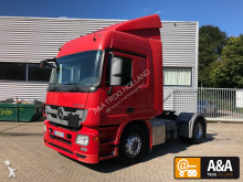 Mercedes tractor unit