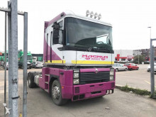 Renault tractor unit