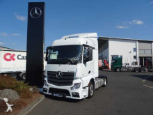 Mercedes exceptional transport tractor unit
