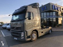 cap tractor Volvo