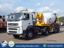 cap tractor Volvo