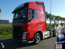 cap tractor Volvo