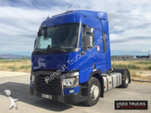 cap tractor Renault