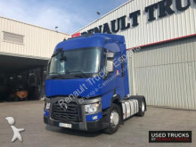 cap tractor Renault