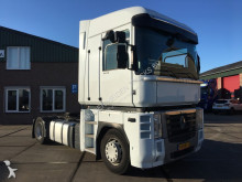 Renault Magnum 480 tractor unit