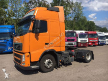 trattore Volvo