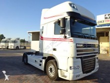 trattore DAF XF105 460