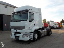 cap tractor Renault