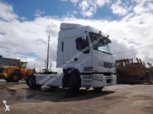 cap tractor Renault