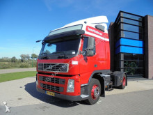trattore Volvo FM 390