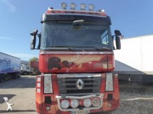 trattore Renault