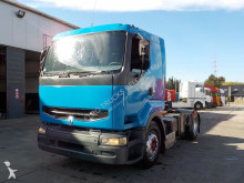 cap tractor Renault