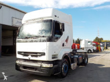 cap tractor Renault