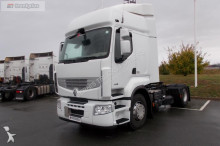 cap tractor Renault