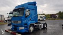 cap tractor Renault