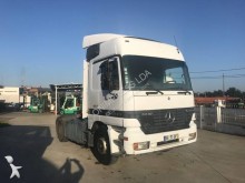 ciągnik siodłowy Mercedes
