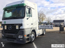 tracteur Mercedes Actros 1844