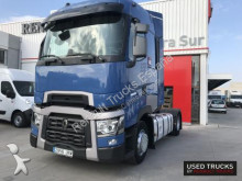 tractor Renault