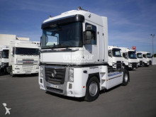 Renault Magnum