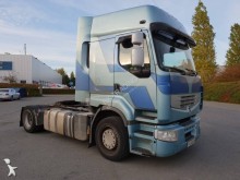cap tractor Renault