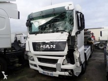 tracteur accidenté