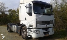 cap tractor Renault