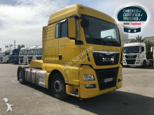 used hazardous materials / ADR tractor unit
