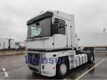 Renault tractor unit
