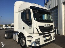 ciągnik siodłowy Iveco