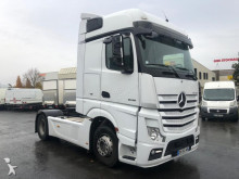 Mercedes Sattelzugmaschine