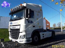 DAF XF105 tractor unit