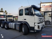 Volvo exceptional transport tractor unit