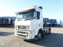 cap tractor Volvo