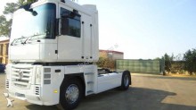Renault Magnum 500 tractor unit