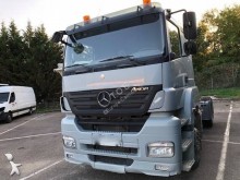 tracteur Mercedes Axor 1836