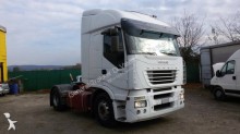 ciągnik siodłowy produkty niebezpieczne / adr Iveco