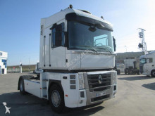 tracteur Renault Magnum 520