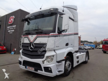 tracteur Mercedes Actros 1843