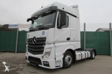 Mercedes exceptional transport tractor unit
