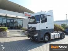 Mercedes Actros
