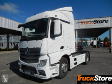 Mercedes Actros